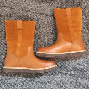 Clarks Tan Leather Boots